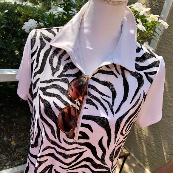 Chico’s Athletic Shirt M Zebra Sparkle - Picture 8 of 9